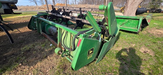 John Deere 213 Grain Head