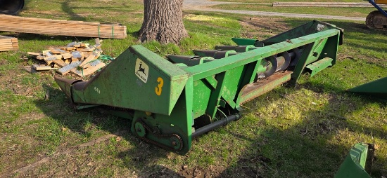 John Deere 643 6-Row Corn Head