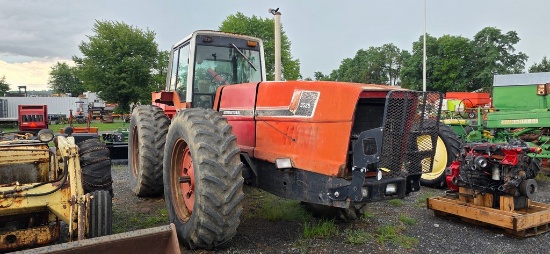 International 3588 Tractor (Runs)
