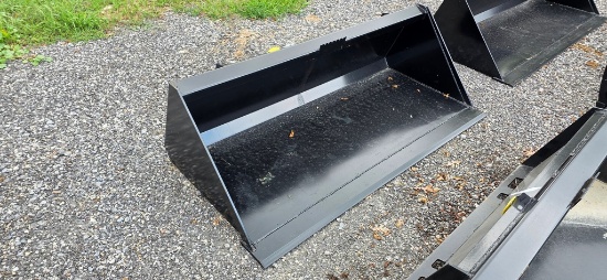 New Swict 66" Skidloader Bucket