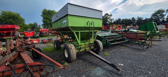 Parker 2600 Gravity Wagon