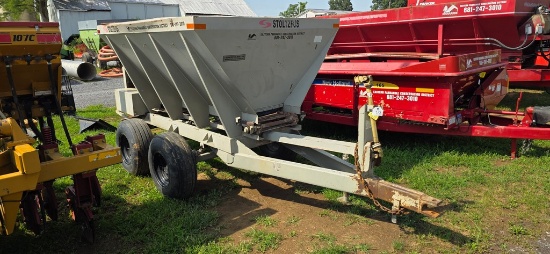 Stoltzfus TSV20H5D Lime Spreader (Conservation District)