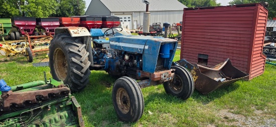 Ford 4000 Tractor (RUNS)