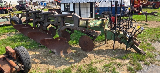 John Deere A2800 3pt 4 Bottom Plow
