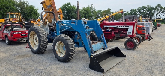 Ford 7410 Tractor w/Loader (RUNS)