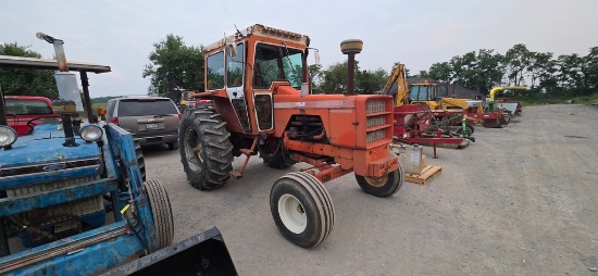 Allis Chalmers 190 tractor (RUNS)
