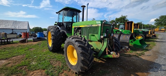 John Deere 4850 Tractor (Runs)