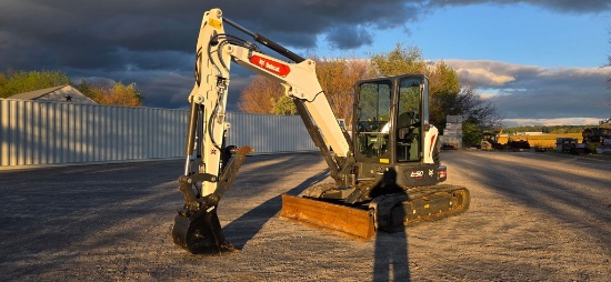 2022 Bobcat E50 Mini Excavator (RIDE AND DRIVE)
