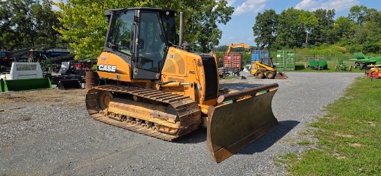 2011 Case 750L Dozer (RIDE AND DRIVE)