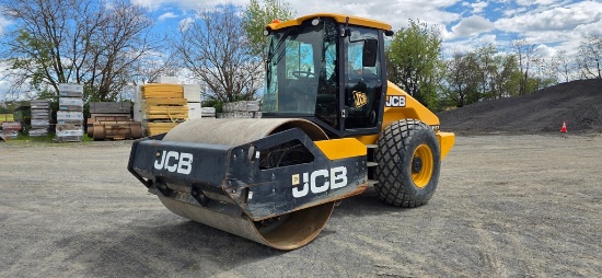 2015 JCB VM117D Roller (RIDE AND DRIVE)