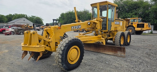 1999 John Deere 772CH Motor Grader (RIDE AND DRIVE)
