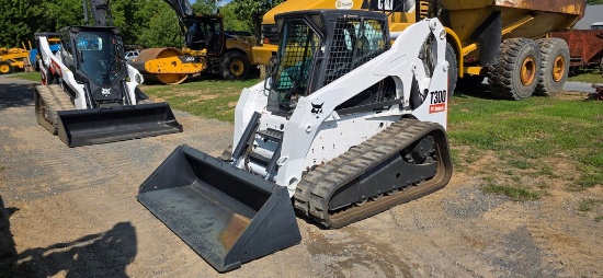 2010 Bobcat T300 Skidloader (RIDE AND DRIVE)