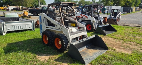 1988 Bobcat 743 Skidloader (RIDE AND DRIVE)