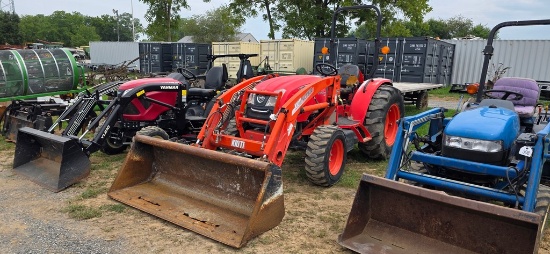 Kioti DK5310SE Tractor w/Loader (RIDE AND DRIVE)