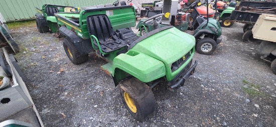 John Deere Gator