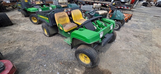 John Deere 4x2 Electric Gator