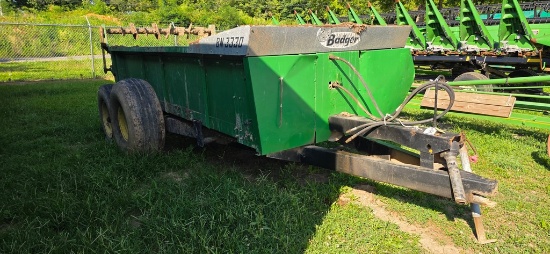 Badger BN3330 Tandem Manure Spreader