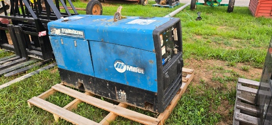 Miller Trailblazer 302 Generator/Welder
