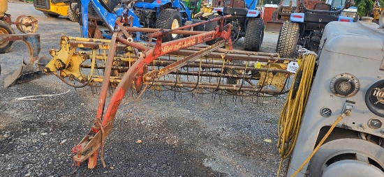 New Holland 256 Rake