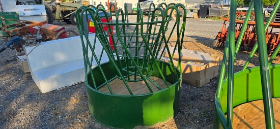 New J&L 4' Sheep/Goat Bale Feeder