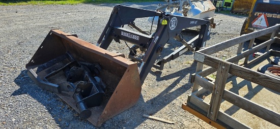 BushHog 2426 QT Loader