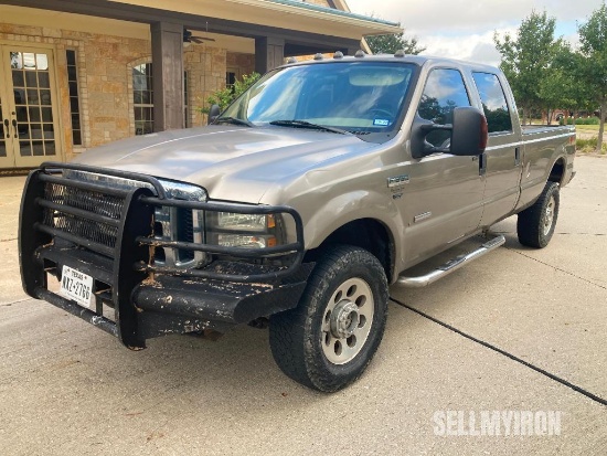 2006 Ford F350 Crew Cab 4x4 Pickup Truck [YARD 1]