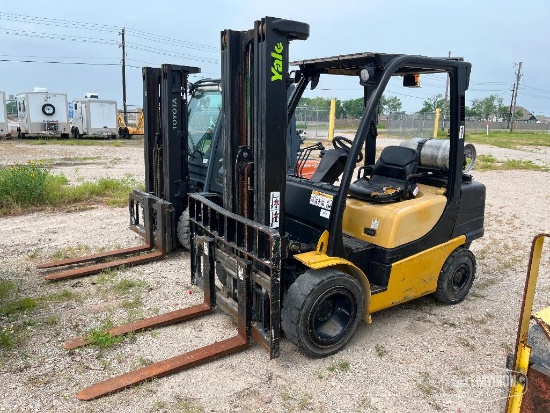 Yale GLP060VXEVSE093 5800lb Forklift [YARD 3]