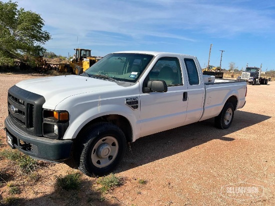 2008 Ford F250 XL Ext Cab Pickup Truck