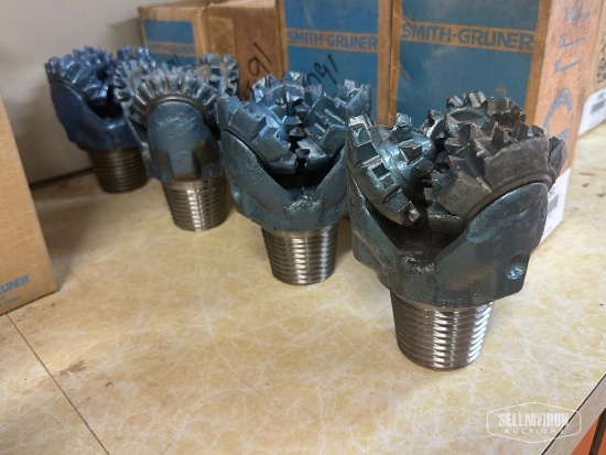 (4) Unused 4-1/2in Smith Gruner Milled Tooth Tricone Rock Drill Bit