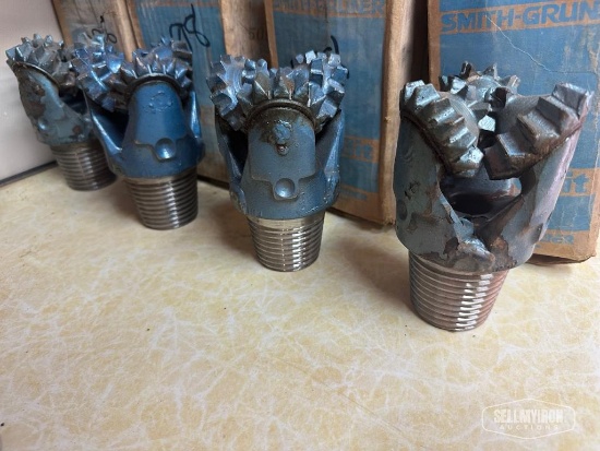 (4) Unused 3-3/4in Smith Gruner Milled Tooth Tricone Rock Drill Bit