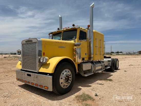 1984 Freightliner T/A Sleeper Truck Tractor [YARD 3]
