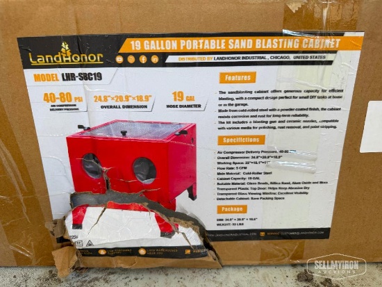 Unused 2026 LandHonor LHR-SBC19 19 Gal Portable Sand Blasting Cabinet [YARD 1]