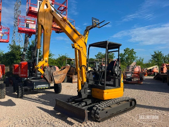 2021 KATO 35V4 Mini Excavator [YARD 3]