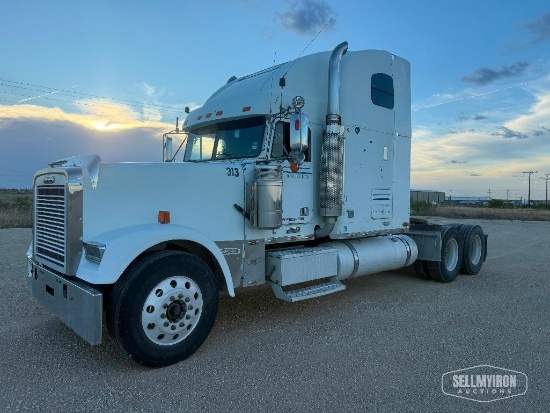 2007 Freightliner Classic XL T/A Sleeper Truck Tractor [YARD 3]