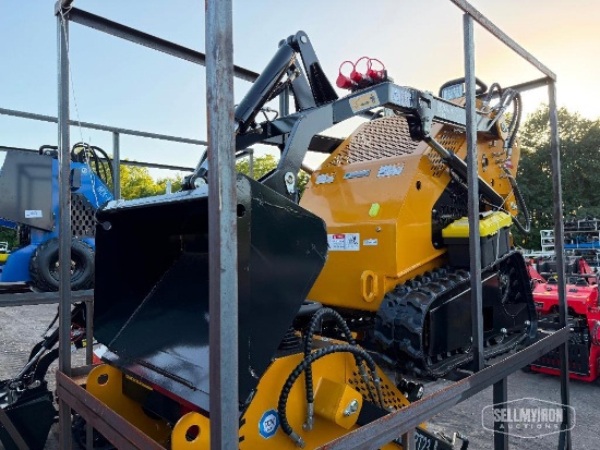 Unused 2026 AGT MX-CRT23 Mini Skid Steer Track Loader [YARD 1]