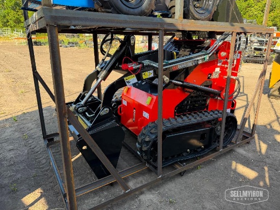 Unused 2026 AGT LRT23 Mini Skid Steer Track Loader [YARD 1]