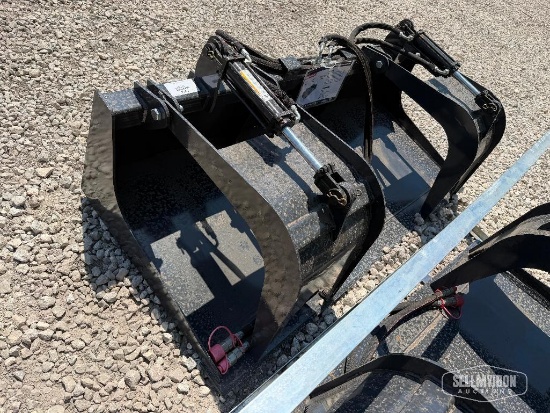 Unused 2026 Wolverine GB-11-72W 72in Grapple Bucket Skid Steer Attachment [YARD 1]