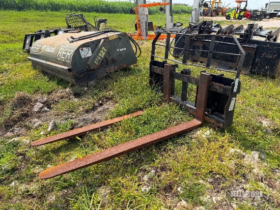60in Pallet Forks Skid Steer Attachment [YARD 2]