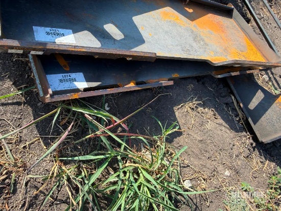 Unused 2026 Wolverine QMP2-16-12T 1/2in Universal Quick Attach Mount Plate Skid Steer Attachment
