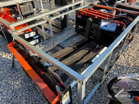 Unused 2026 Wolverine PFA-11-3300G 48in Hydraulic Adjustable Pallet Fork Skid Steer Attachment [YARD