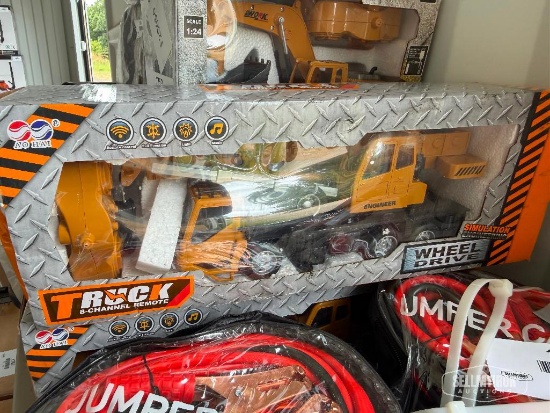 Unused 2026 SKLP Crane Toy [YARD 1]