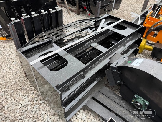 Unused 2026 GIYI GY-DHC 59in Pallet Forks Skid Steer Attachment [YARD 1]