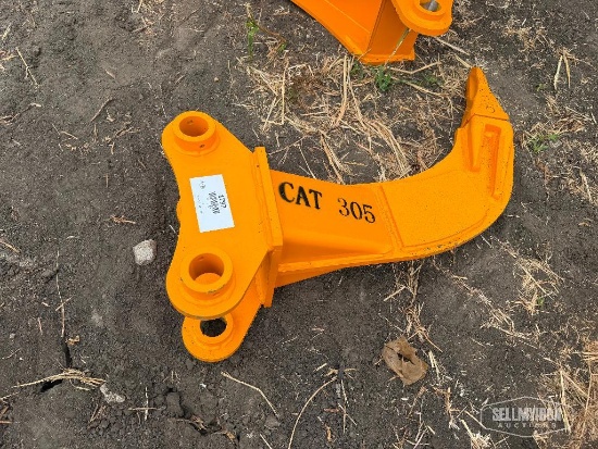 Unused 2026 GIYI CAT 305 Excavator Attachment Ripper [YARD 1]