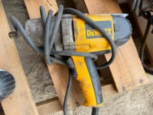 Dewalt 1/2in Electric Impact [YARD 1]
