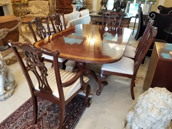 ETHAN ALLEN DINING ROOM TABLE W/CHAIRS