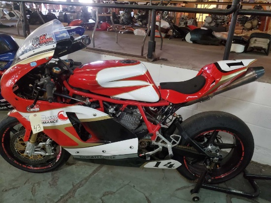 Ducati 1000S Race bike