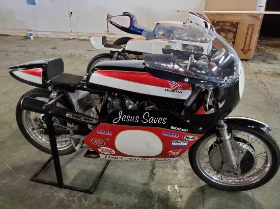 70's Honda 450 CB500 Vintage race bike