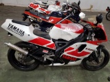 1991 Yamaha TZR250 V-TWIN