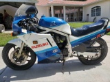 1987 Suzuki GSX-R750