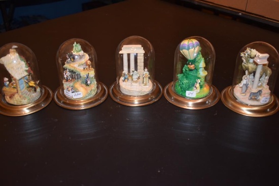 Grouping of Hummel miniatures